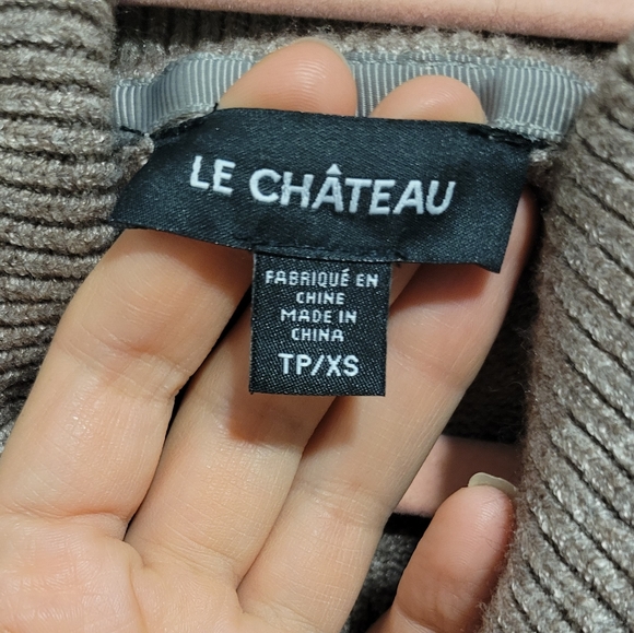 Le Chateau sandy/tan cowl-neck sweater xs - Picture 4 of 6